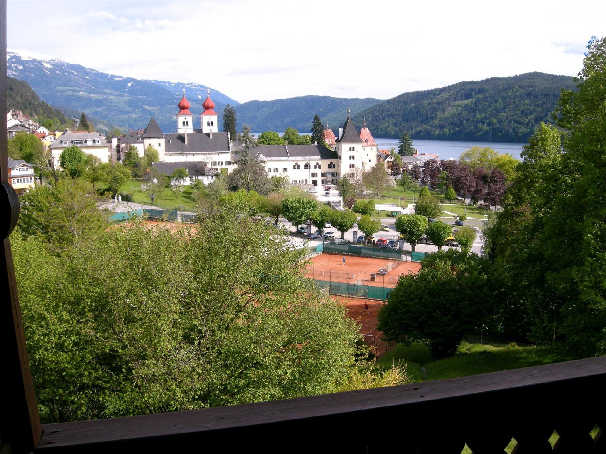 Staudacher Hof-Das Romantische Haus Millstatt Chambre photo