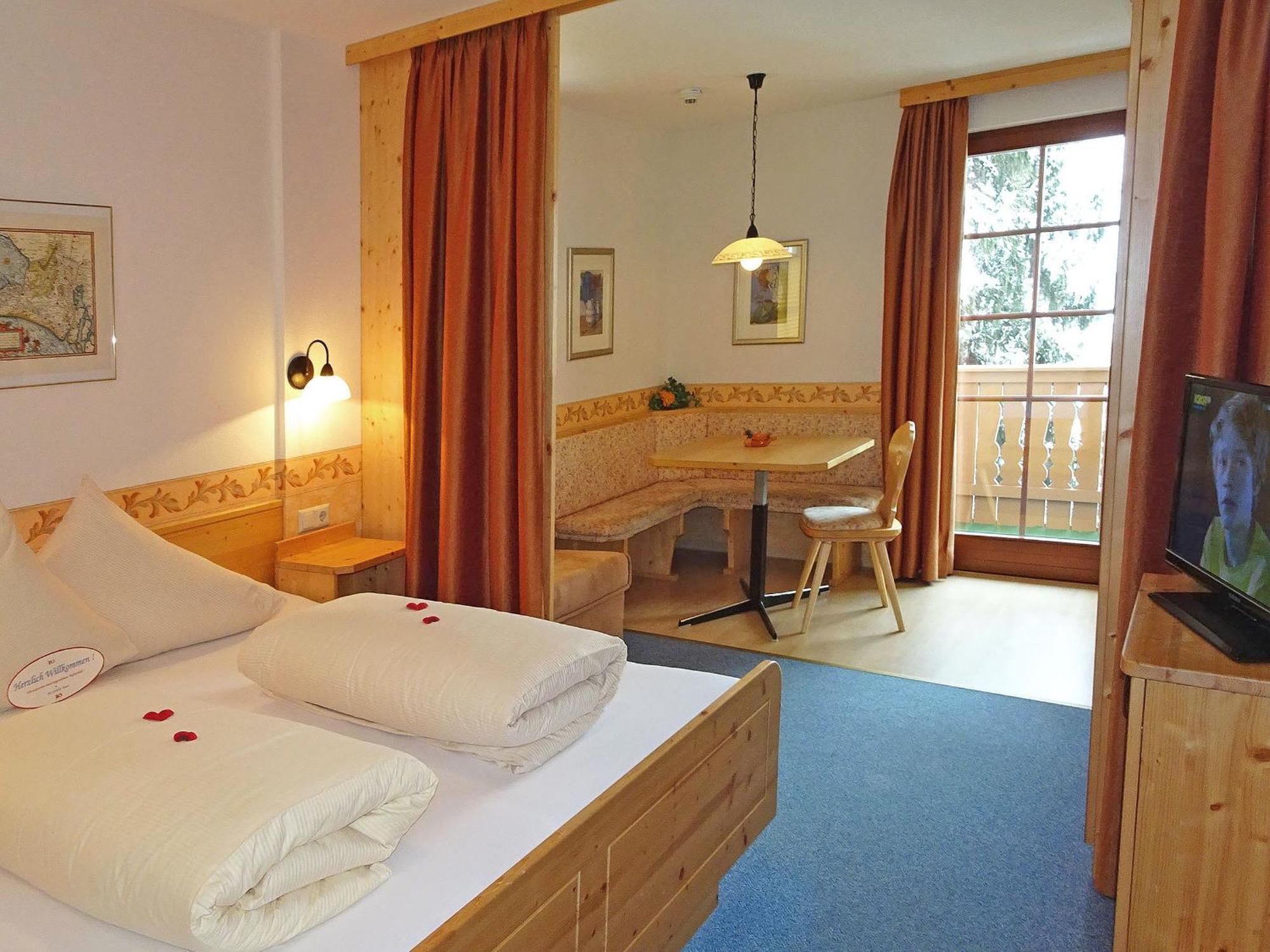 Staudacher Hof-Das Romantische Haus Millstatt Chambre photo
